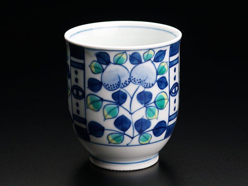 Yunomi Japanese Teacup - Somenishiki Chrysanthemum and Peony, Arita Ware