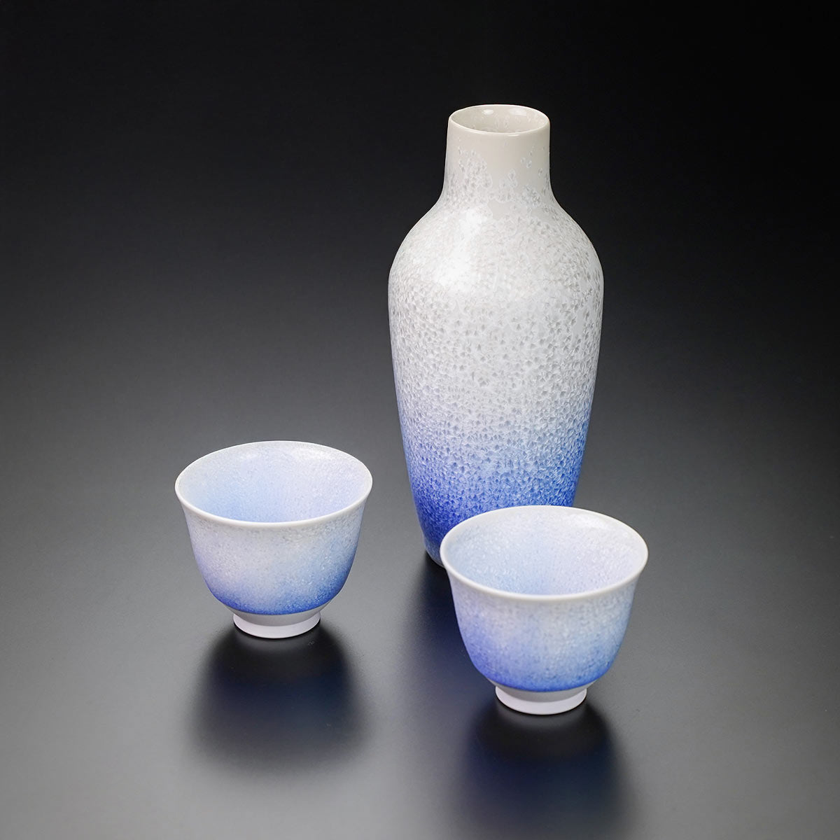 Shinemon Kiln Japanese Sake Set "Aizome-Suiteki" Indigo Dewdrops - Arita Ware