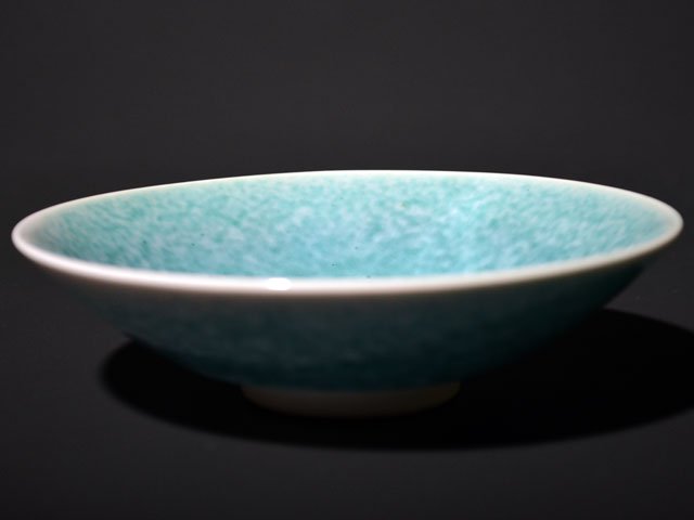 Shinemon Kiln Yohen Crystals, Set of Round Plates - Arita Ware