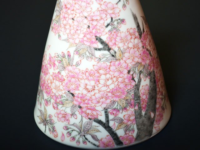 Arita Ware Vase - Iroe Cherry Blossoms, Hand Painted by Obata Yuji