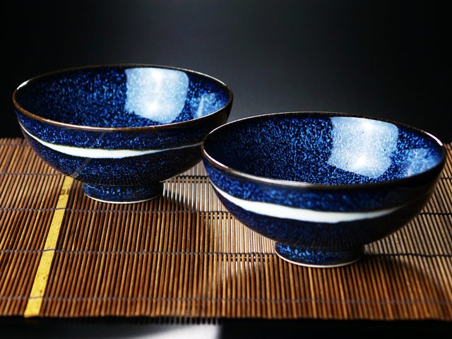 Shinemon Kiln Pair of Rice Bowls "Ginga" (Galaxy) - Arita Ware