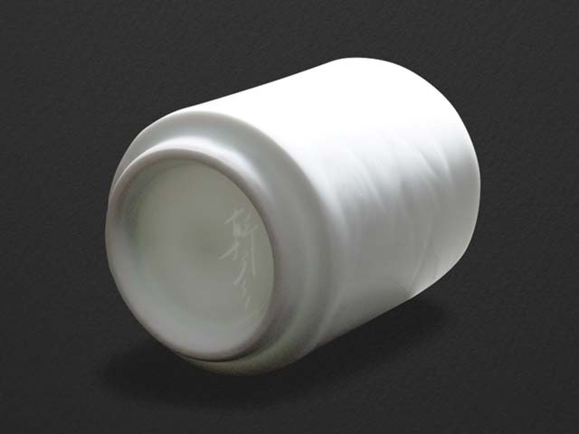 Ensemble Mutsuzoroi – porcelaine blanche, sculptée à la main par Mikihiko Yamaguchi