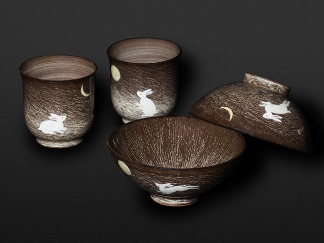 Ensemble Mutsuzoroi « lièvre de lune » – bols à riz et yunomi, four Gagyu