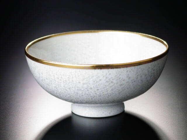 Shinemon Kiln Japanese Rice Bowl - Shiro Tenmoku, Gold Decoration, Arita Ware