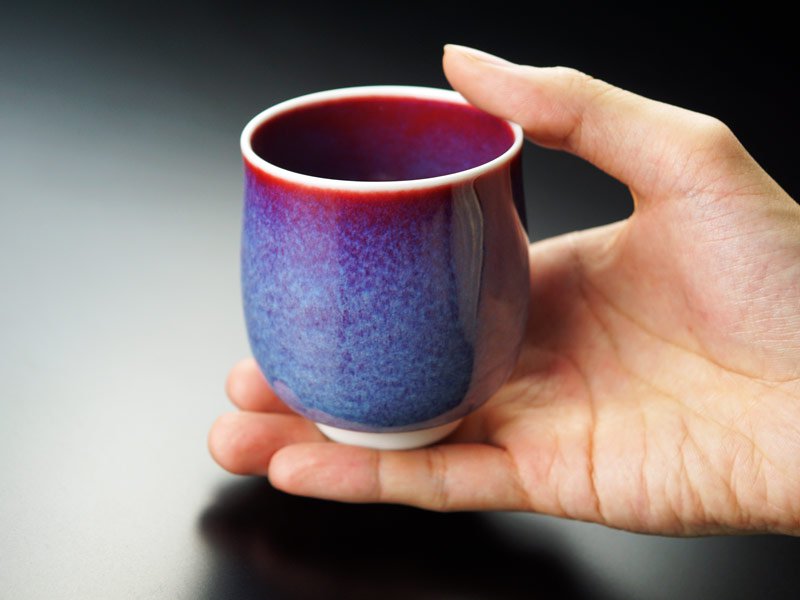 Shinemon Kiln Pair of Yunomi Japanese Teacups "Saiun" - Arita Ware