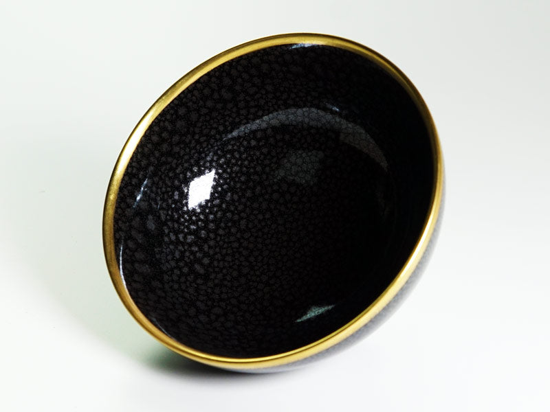 Shinemon Kiln Japanese Rice Bowl - Silver Yuteki Tenmoku, Gold Decoration