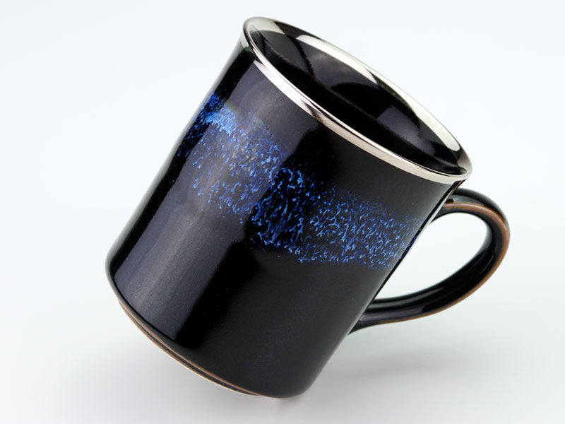 Four Shinemon, mug « Aoki-Myojo » Gekkou – décor au platine, porcelaine d’Arita