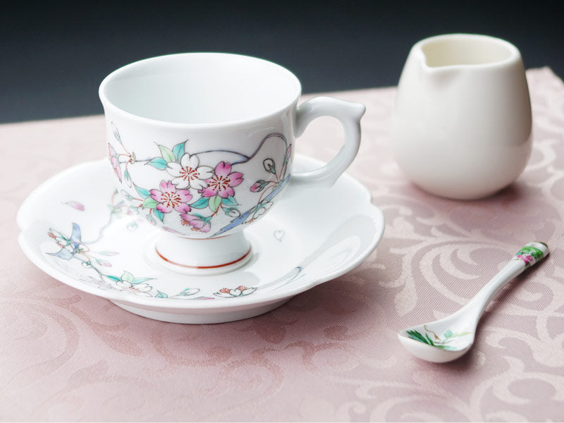 tasse à café image colorée fleurs de cerisier
