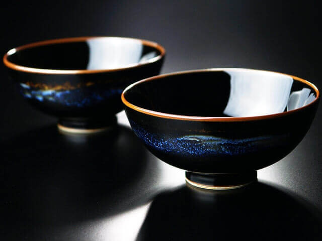 Shinemon Kiln Aoki-Myojo Japanese Pair Rice Bowls - Arita Ware