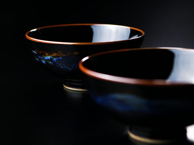 Shinemon Kiln Aoki-Myojo Japanese Pair Rice Bowls - Arita Ware