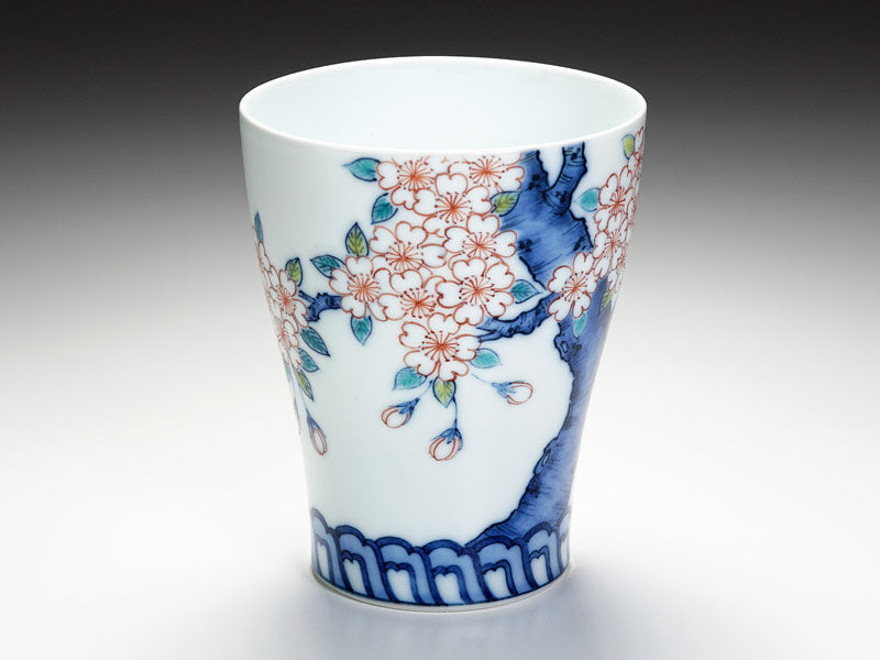 Shochu Glass Teint Nishiki Fleurs de cerisier de bon augure