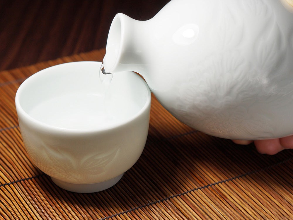 Gifts for Sake and Whisky Lovers: Japanese Cups, Sets and Glasses