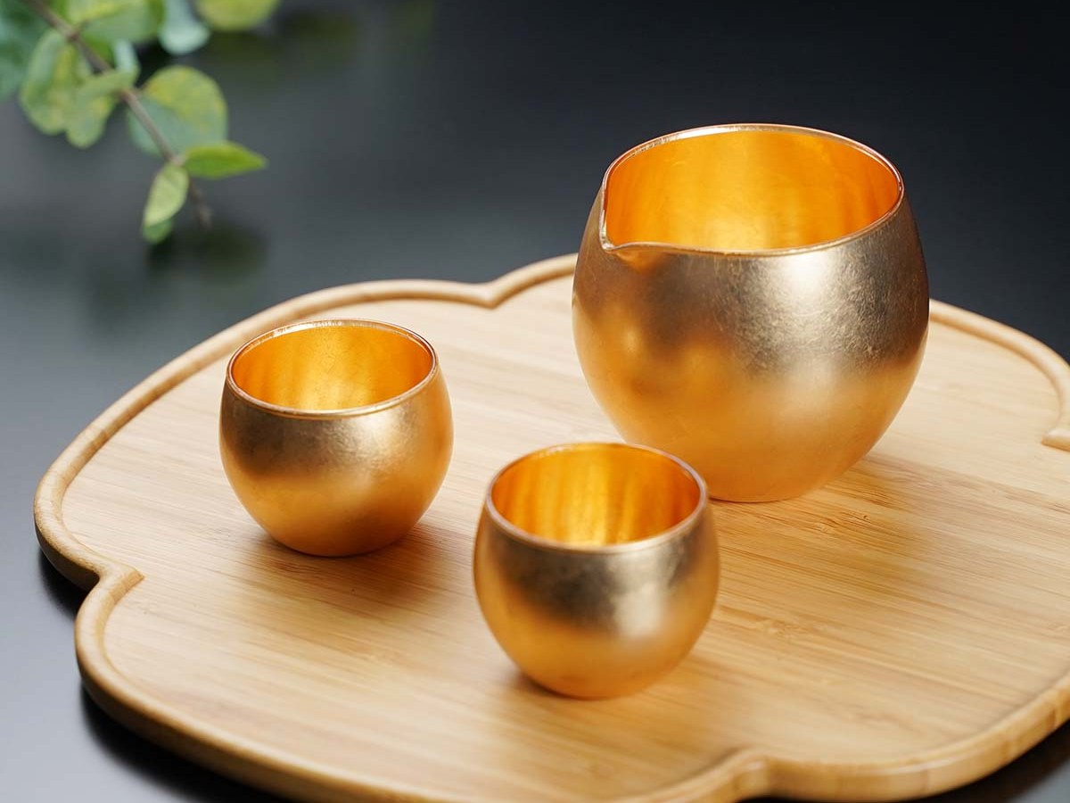 Japanese Christmas Gifts: Handcrafted Pieces from Japan's Master Kilns
