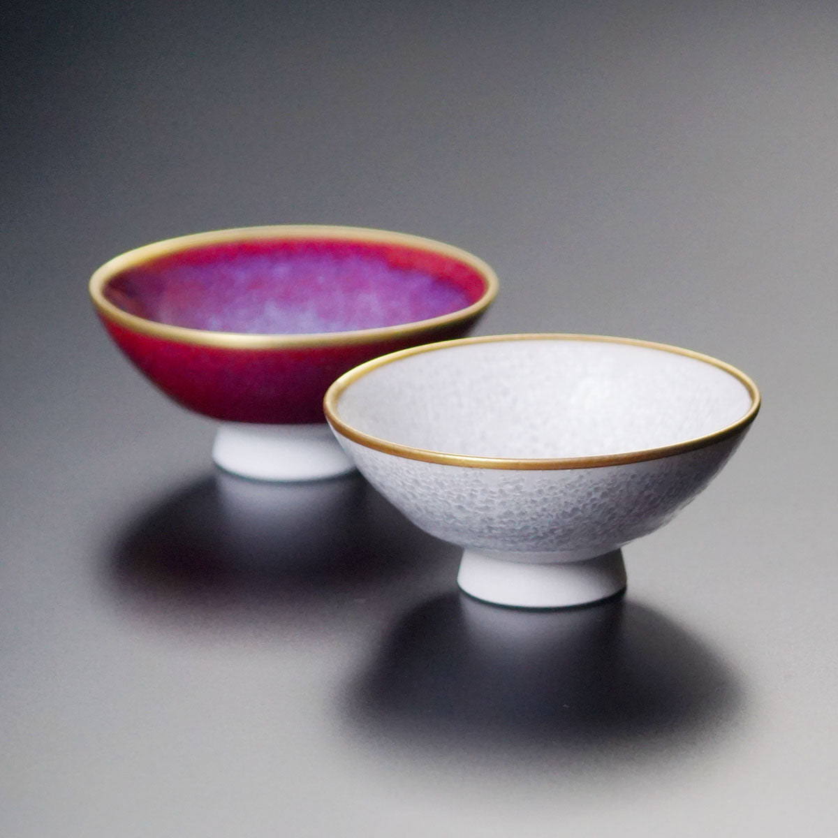 Japanese Sake Cup Pair "Kohaku Housai" - Shinemon Kiln, Arita Ware