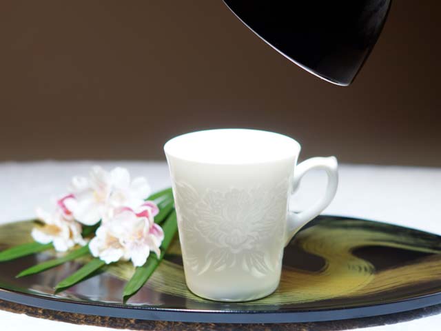 Pair of Coffee Mugs - Hakuji Peony Porcelain, Hand Carved by Mikihiko Yamaguchi
