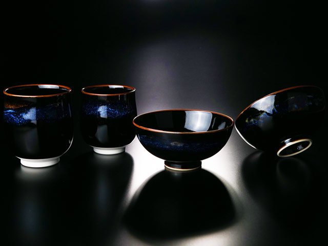 Mutsuzoroi Pair Set "Aoki-Myojo" - Rice Bowls and Yunomi, Shinemon Kiln
