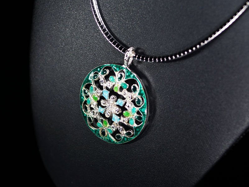 Sankougei, collier en argent (vert) – cloisonné de Kyoto