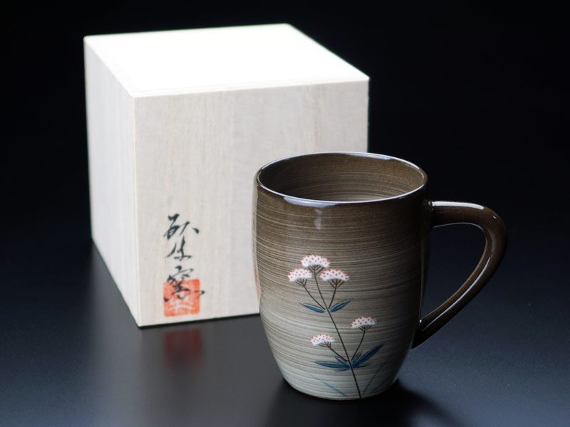 Gagyu Kiln Coffee Mug "Ominaeshi" (Patrinia) - Arita Ware