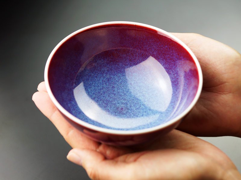 Shinemon Kiln Pair of Rice Bowls "Saiun" - Arita Ware