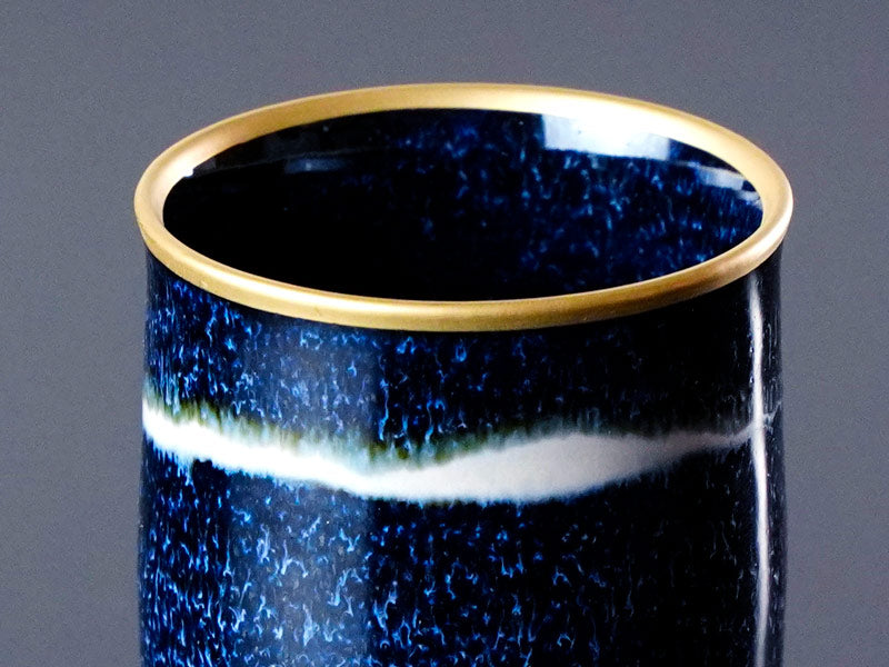 Shinemon Kiln Yunomi Japanese Teacup "Seiten" Ginga - Gold Decoration