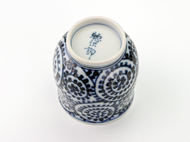 Sojiro Kiln Yunomi Japanese Teacup - Sometsuke Tako-Karakusa Lattice