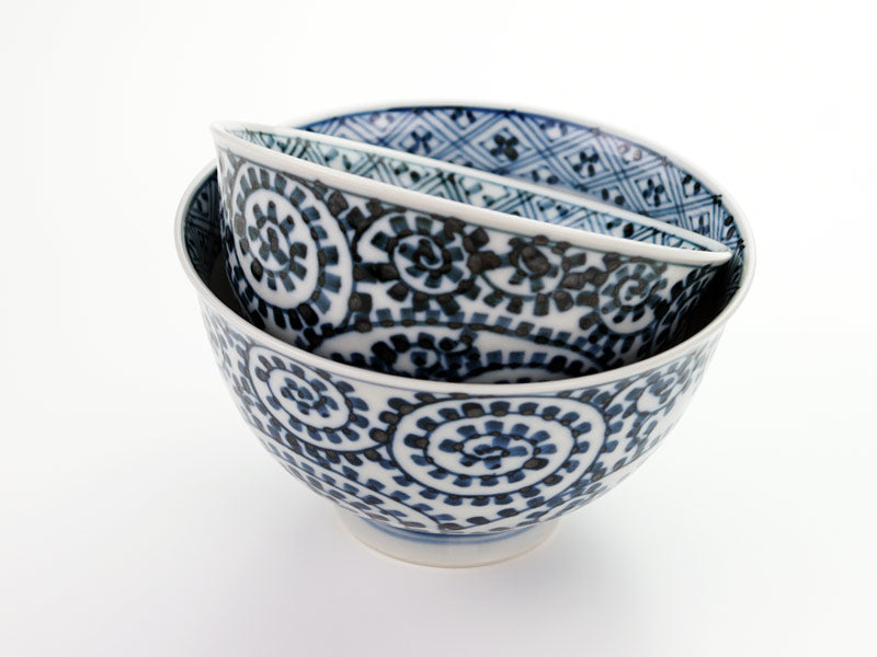 Sojiro Kiln Pair of Rice Bowls - Sometsuke Tako-Karakusa Lattice, Arita Ware