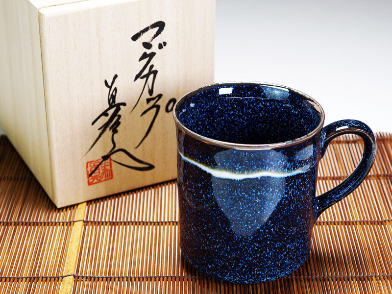 真右卫门窑“星天”本白金彩 马克杯 - 有田烧