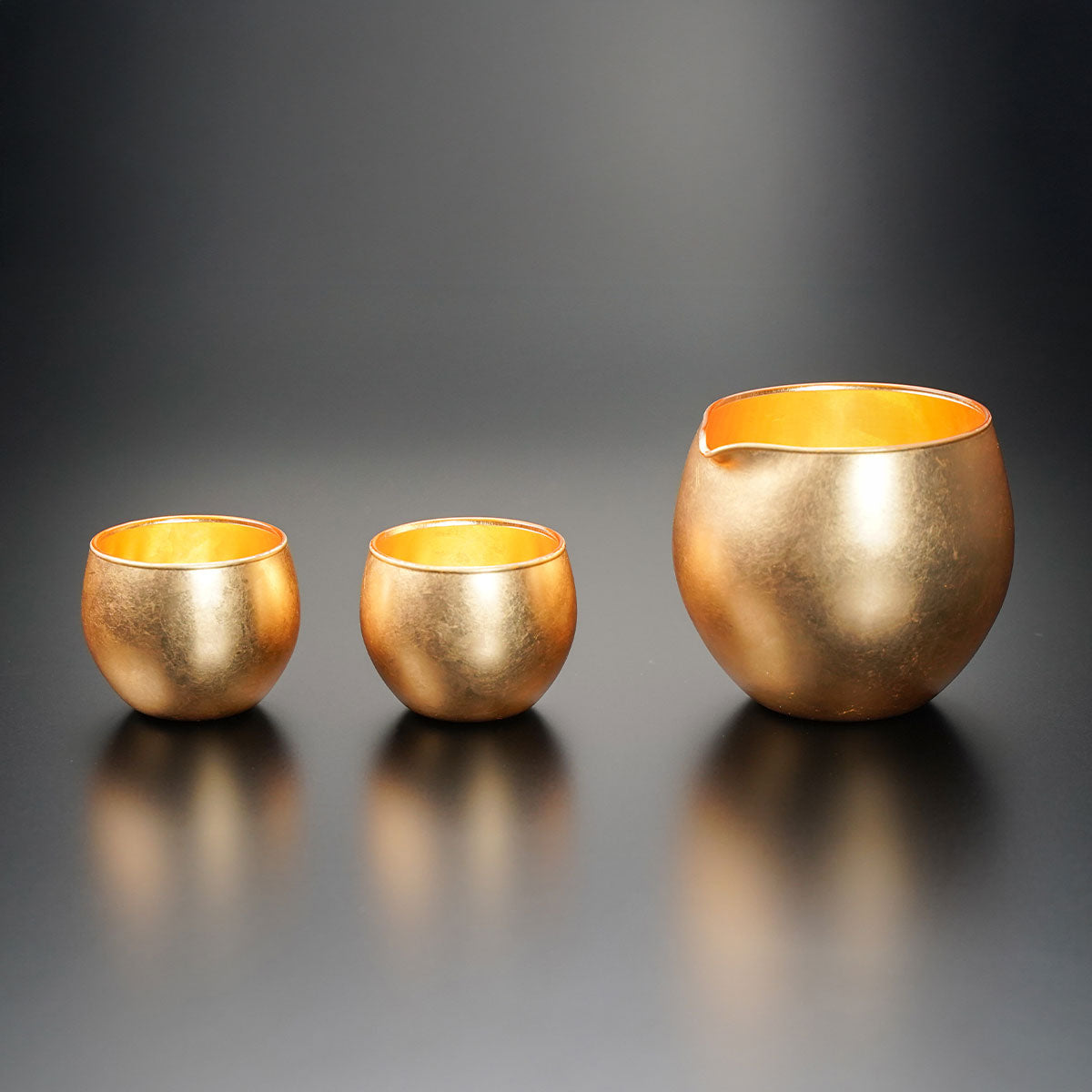 Laque de Yamanaka – service à saké japonais [verre Kihaku], feuille d’or intégrale