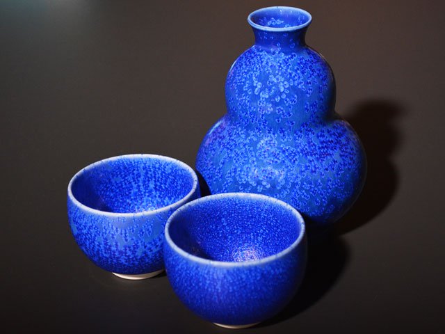 Shinemon Kiln Rurisuiteki Sake Set - Arita Ware