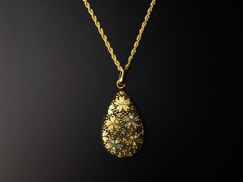 Kyoto Yamamoto Bijutsu - Cherry Blossom Golden Inlay Necklace