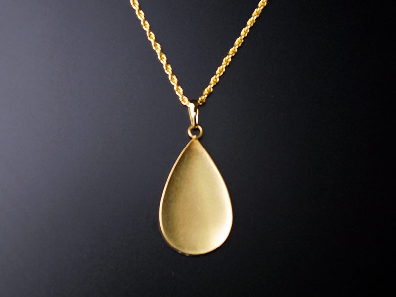 Kyoto Yamamoto Bijutsu - Cherry Blossom Golden Inlay Necklace